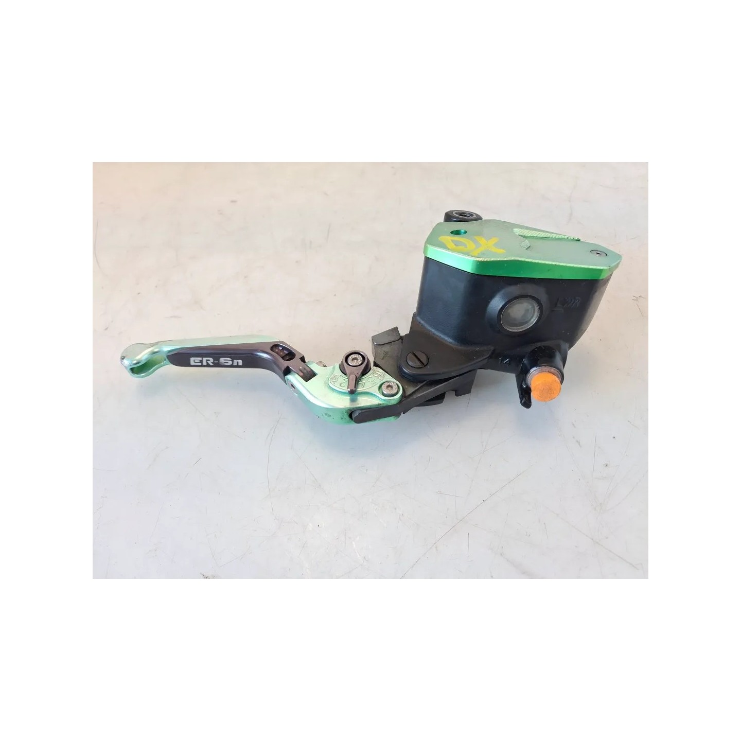 Pompa con serbatoio liquido freni anteriore con leva Kawasaki ER-6N (12-16) ER-6N 25Kw 