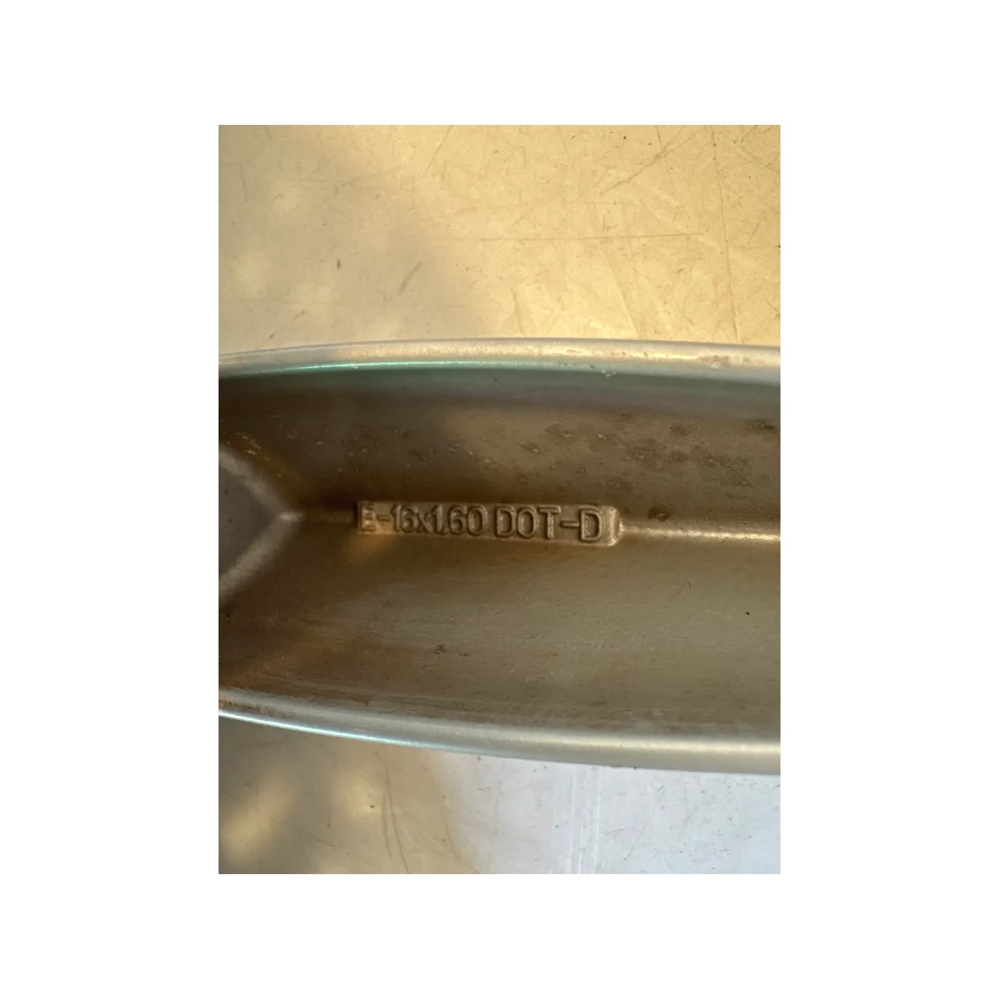 Cerchio ruota anteriore Aprilia Scarabeo 50 2T (93-97) Scarabeo 50 2T 