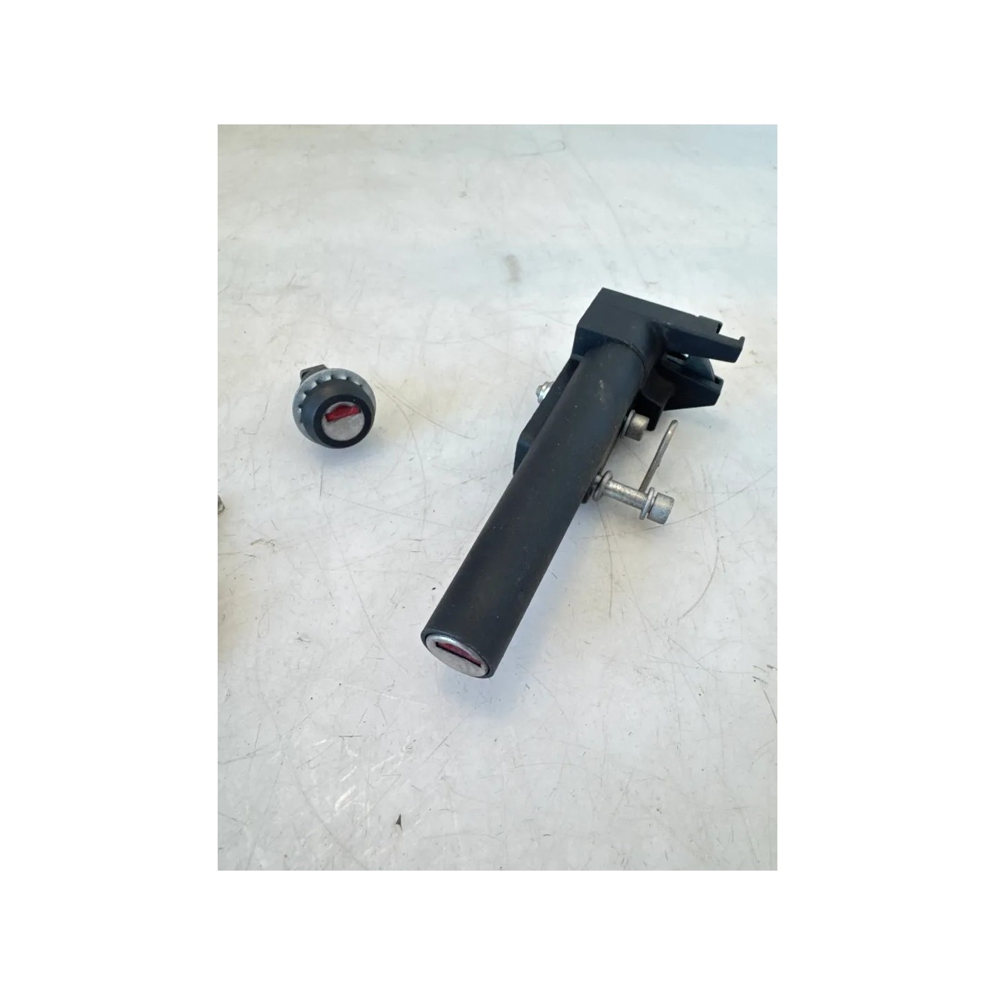 Commutatore avviamento e bloccasterzo Aprilia Scarabeo 50 2T (93-97) Scarabeo 50 2T 