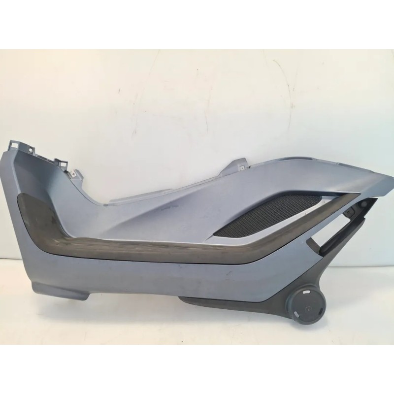 Pedana appoggiapiede anteriore Piaggio MP3 300 (14-21) MP3 300 hpe ABS Sinistro