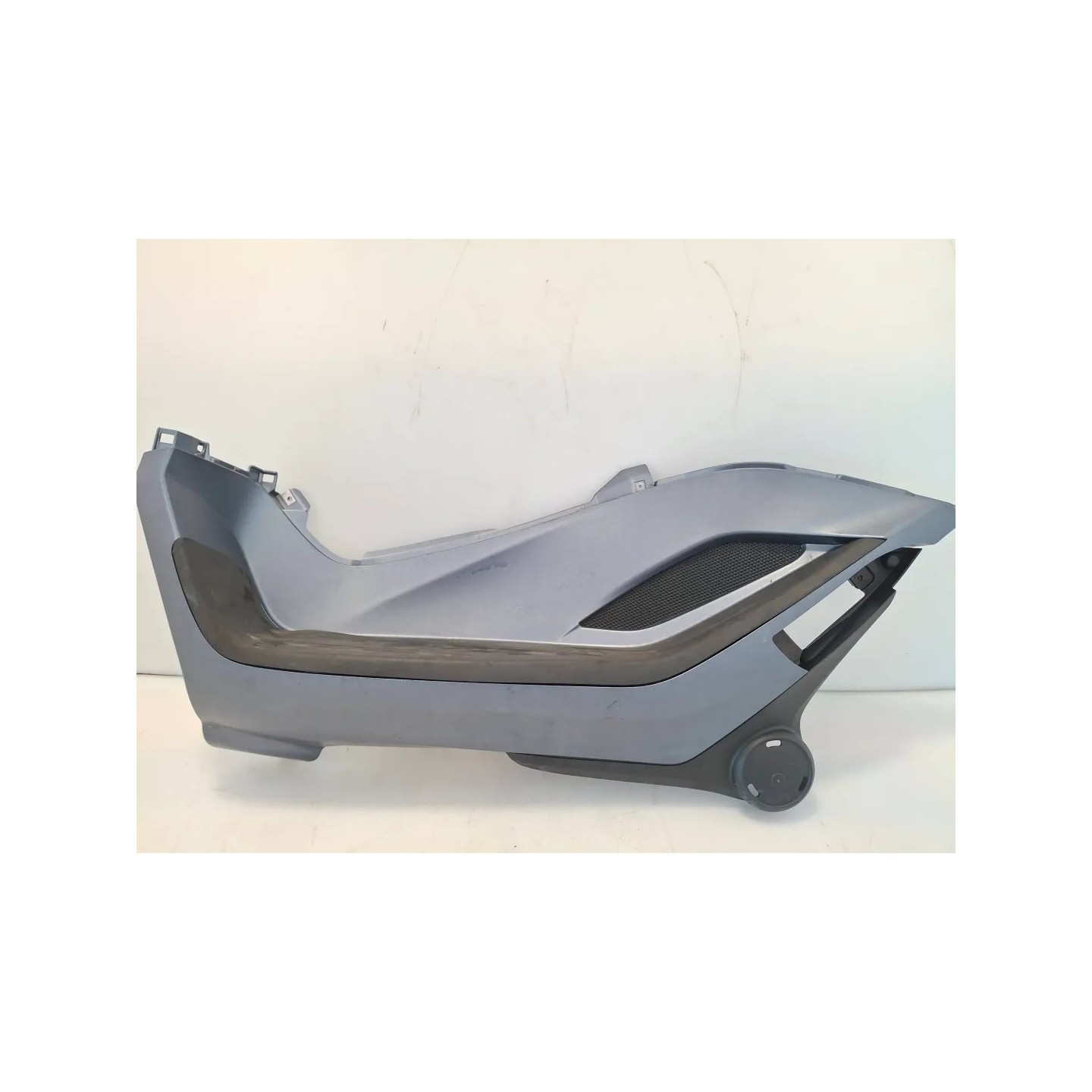 Pedana appoggiapiede anteriore Piaggio MP3 300 (14-21) MP3 300 hpe ABS Sinistro