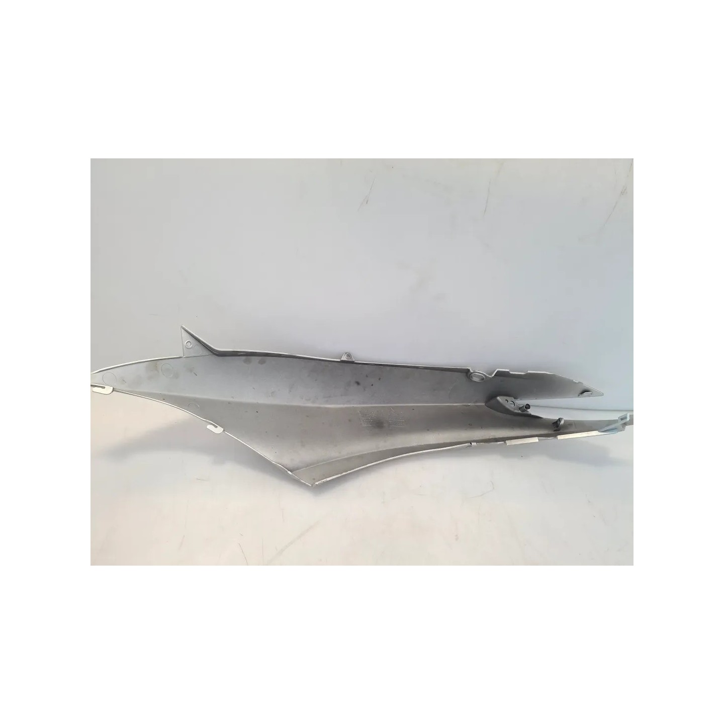 Codone Piaggio MP3 300 (14-21) MP3 300 hpe ABS Destro