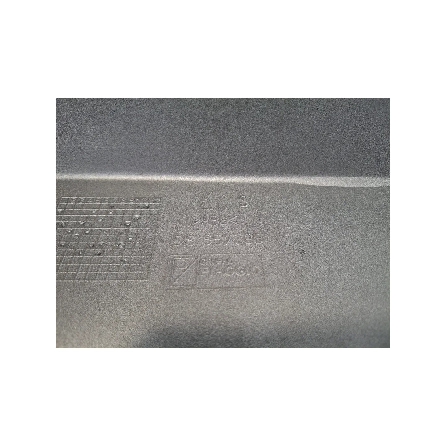 Codone Piaggio MP3 300 (14-21) MP3 300 hpe ABS Sinistro