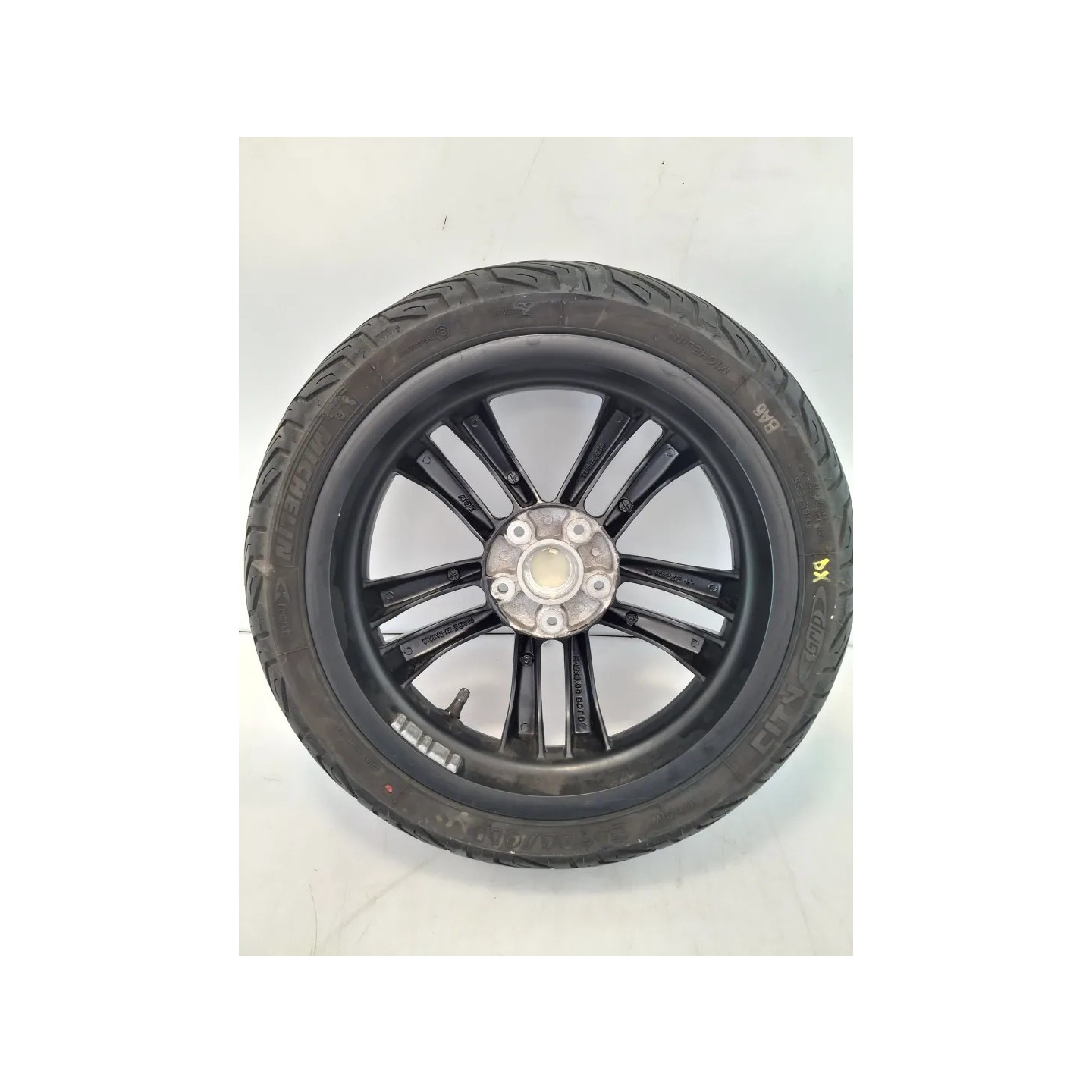 Ruota anteriore Piaggio MP3 300 (14-21) MP3 300 hpe ABS Destro