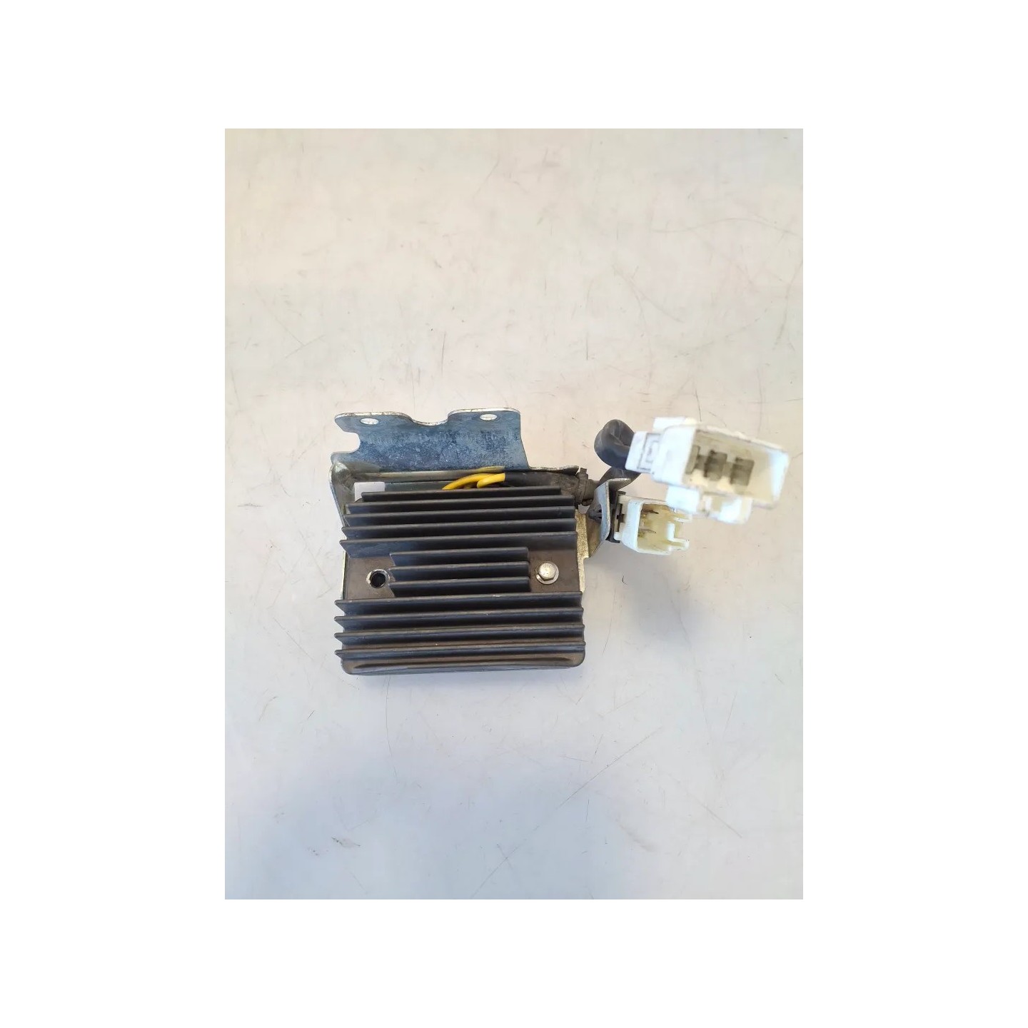 Regolatore tensione Piaggio Vespa 300 GTS hpe (E5) Vespa 300 GTS hpe Super ABS
