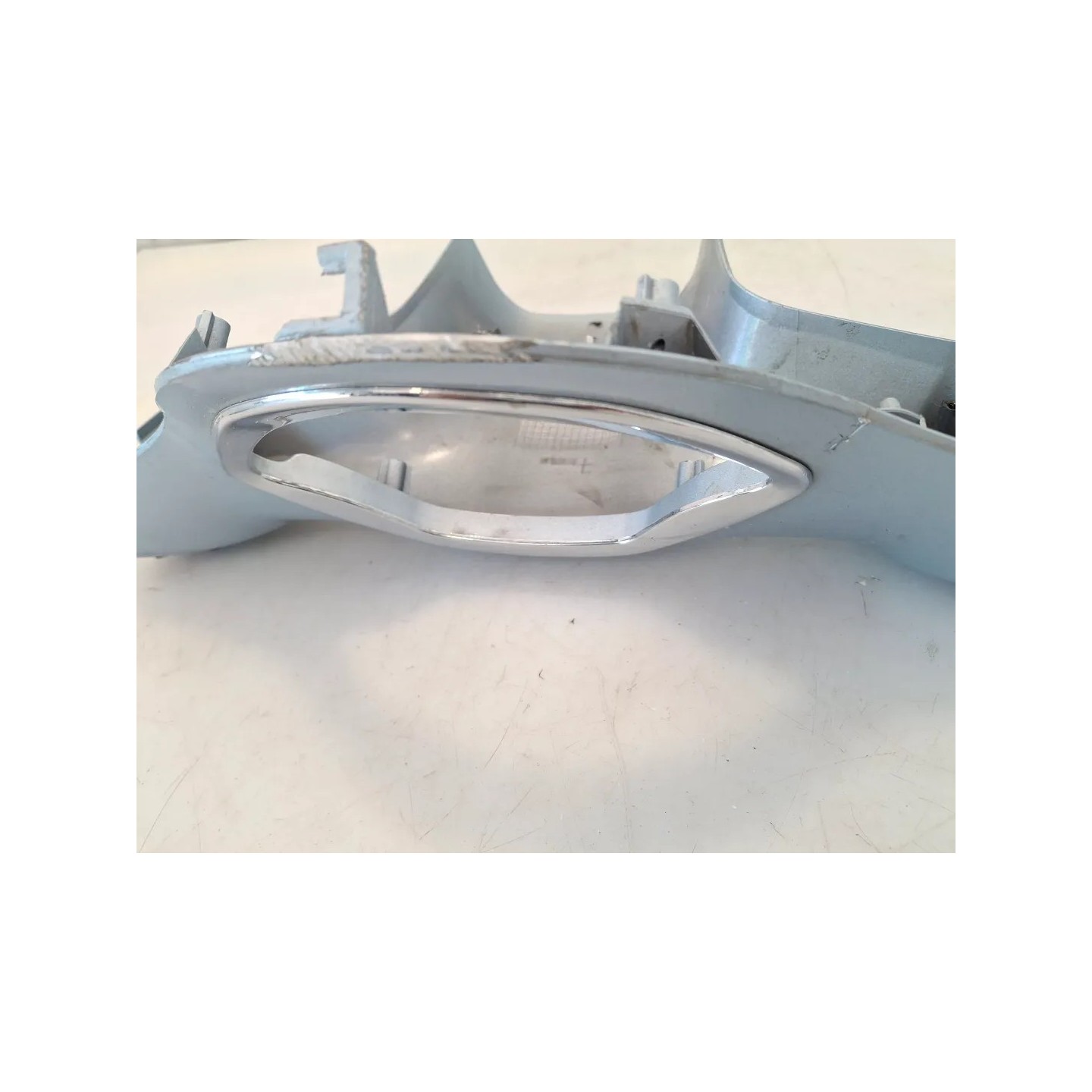 Copertura anteriore morsetti manubrio Piaggio Vespa 300 GTS hpe (E5) Vespa 300 GTS hpe Super ABS 