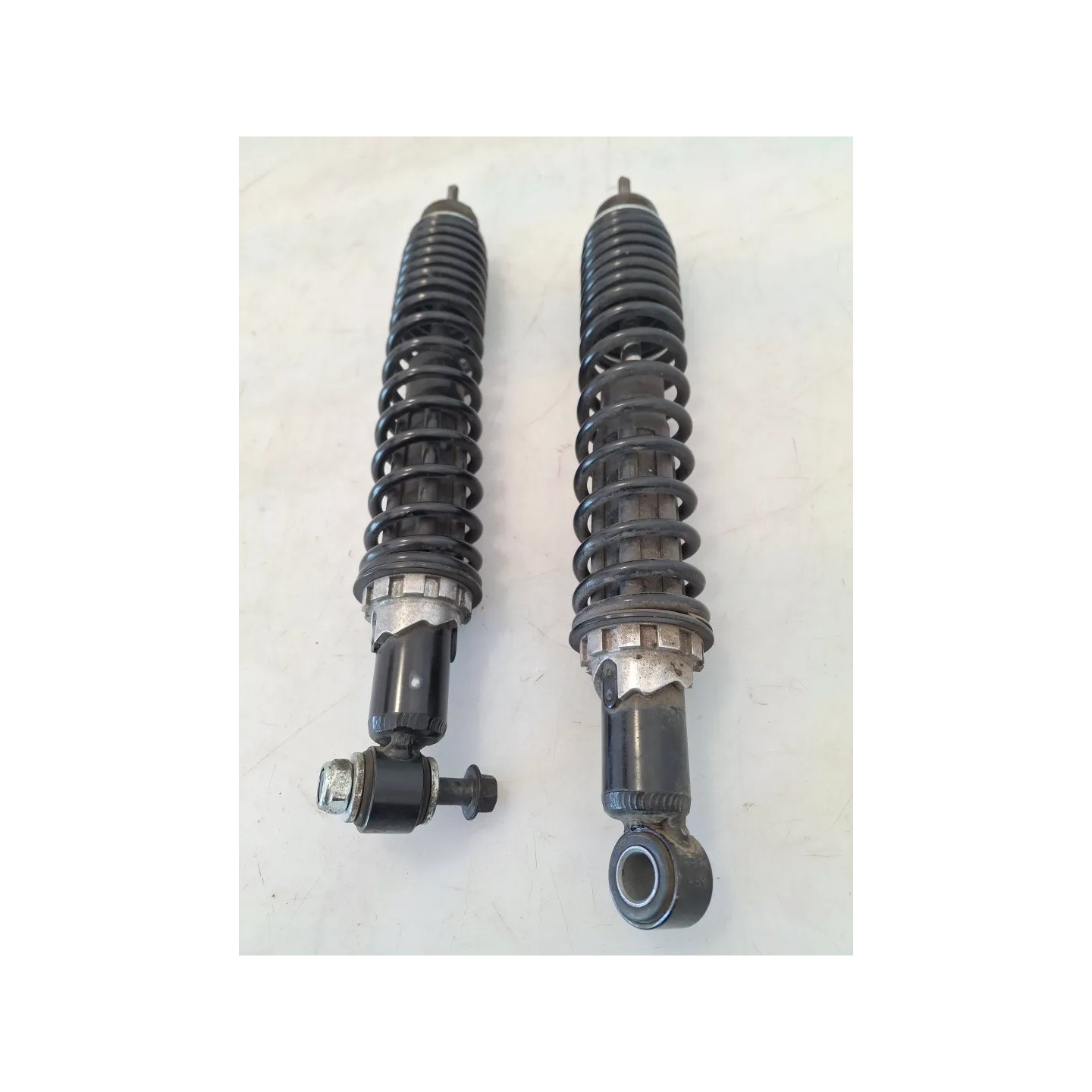 Ammortizzatore posteriore Piaggio Vespa 300 GTS hpe (E5) Vespa 300 GTS hpe Super ABS Destro