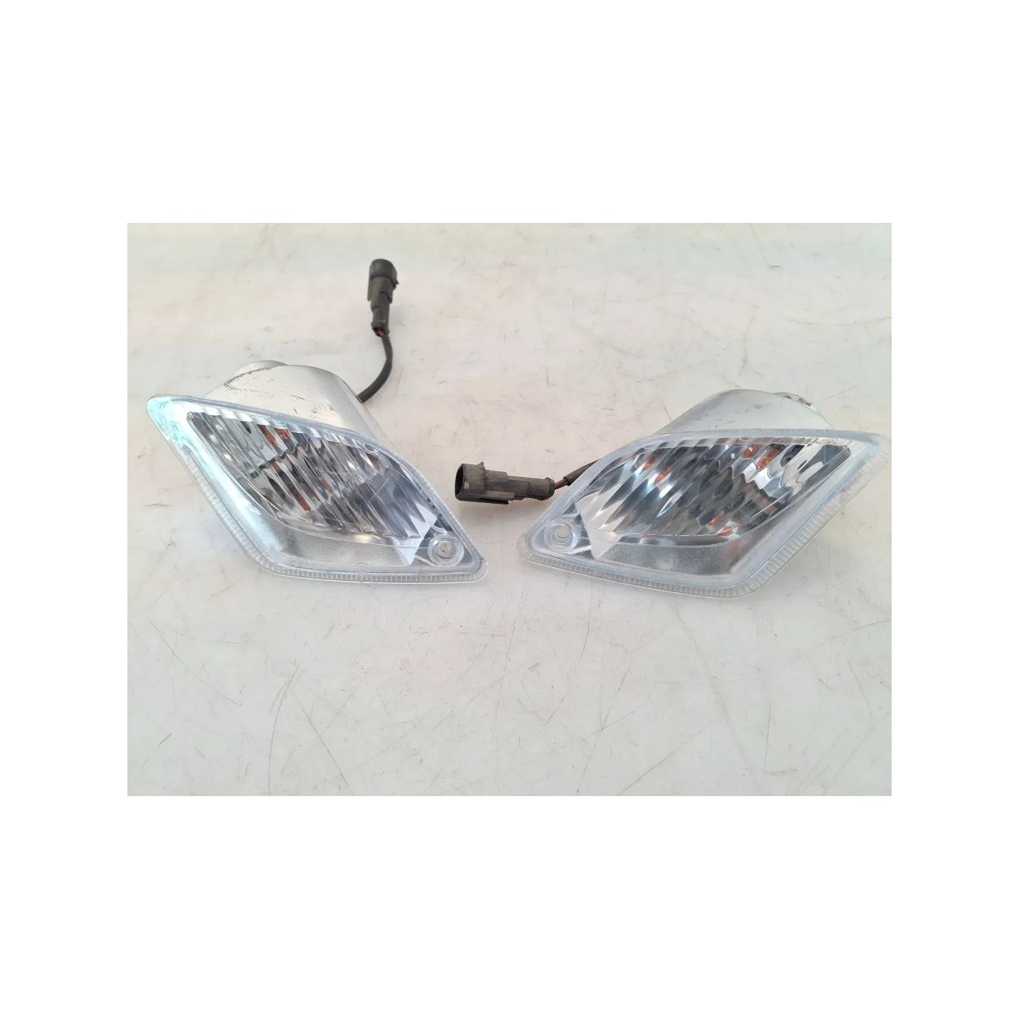 Indicatore direzione posteriore Piaggio Vespa 300 GTS hpe (E5) Vespa 300 GTS hpe Super ABS Destro