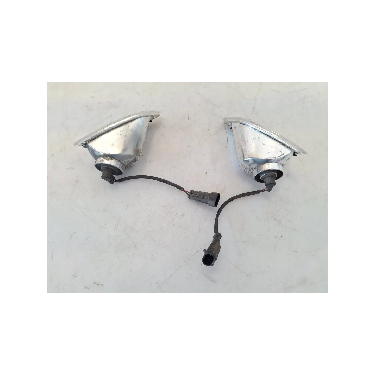 Indicatore direzione posteriore Piaggio Vespa 300 GTS hpe (E5) Vespa 300 GTS hpe Super ABS Destro