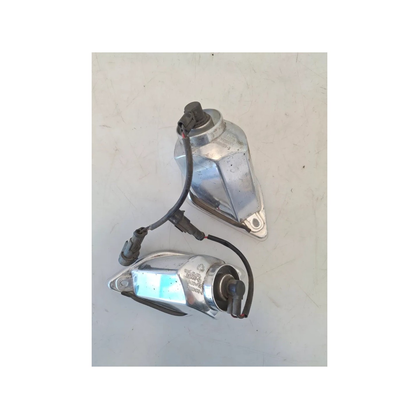 Indicatore direzione posteriore Piaggio Vespa 300 GTS hpe (E5) Vespa 300 GTS hpe Super ABS Destro