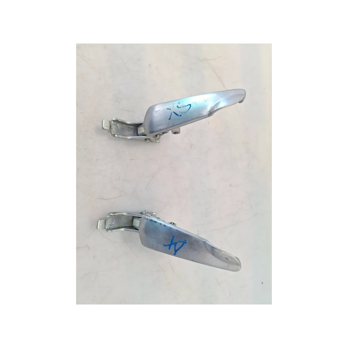 Pedana appoggiapiede posteriore Piaggio Vespa 300 GTS hpe (E5) Vespa 300 GTS hpe Super ABS 