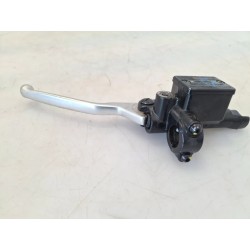 Pompa con serbatoio liquido freni posteriore con leva Piaggio Vespa 300 GTS hpe (E5) Vespa 300 GTS hpe Super ABS 