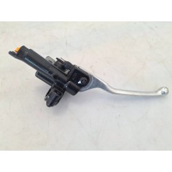 Pompa con serbatoio liquido freni posteriore con leva Piaggio Vespa 300 GTS hpe (E5) Vespa 300 GTS hpe Super ABS 