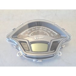 Strumentazione completo Piaggio Vespa 300 GTS hpe (E5) Vespa 300 GTS hpe Super ABS 