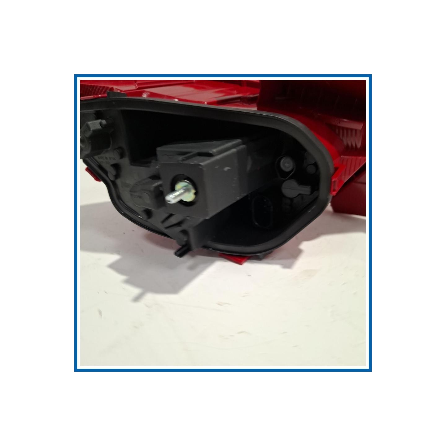 Fanale post. dx. SEAT Ibiza V 6J1 Coupe