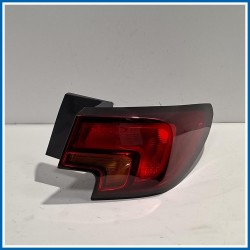 Fanale est. post. dx. OPEL Astra K