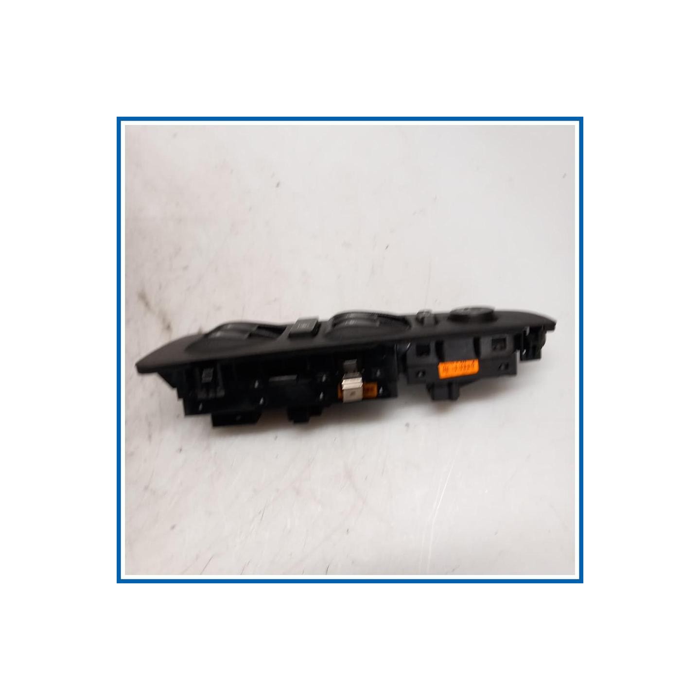 Interruttore alzacristalli ant. sx. LANCIA Delta III