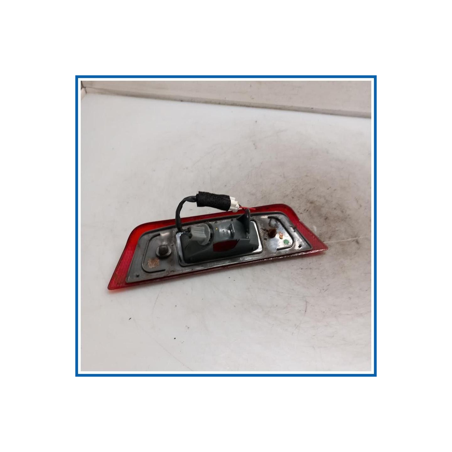 Luce stop supplementare post. NISSAN Micra IV