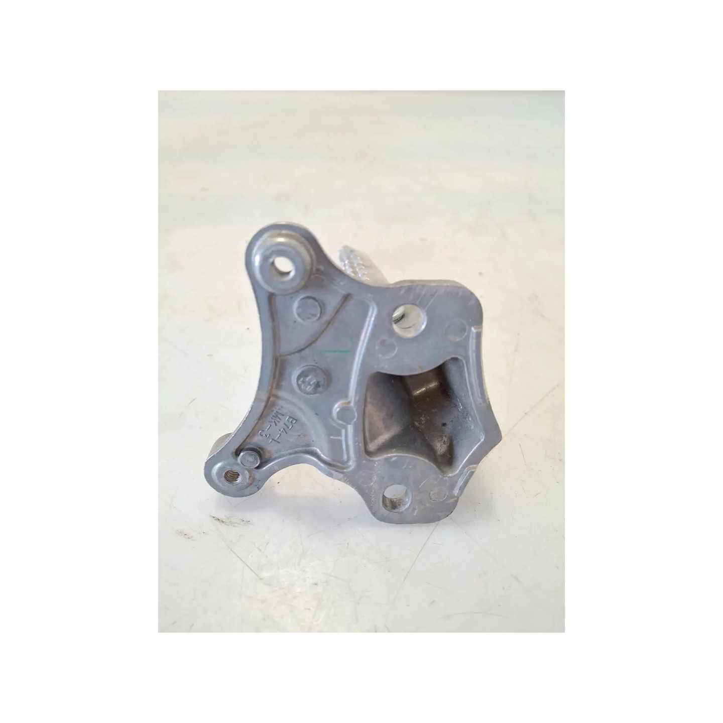 Pedana appoggiapiede posteriore completo Yamaha Tricity 300 Tricity 300 (E5) Sinistro