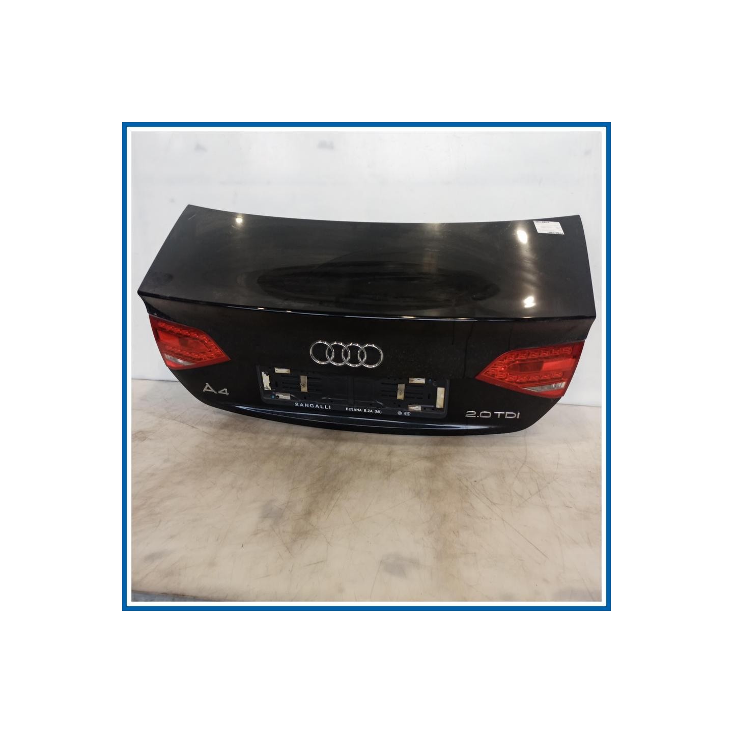 Portello post. AUDI A4 8K2