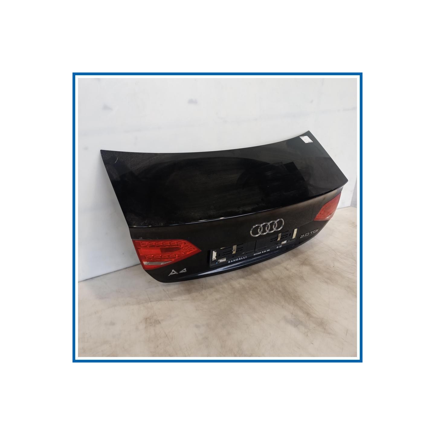Portello post. AUDI A4 8K2