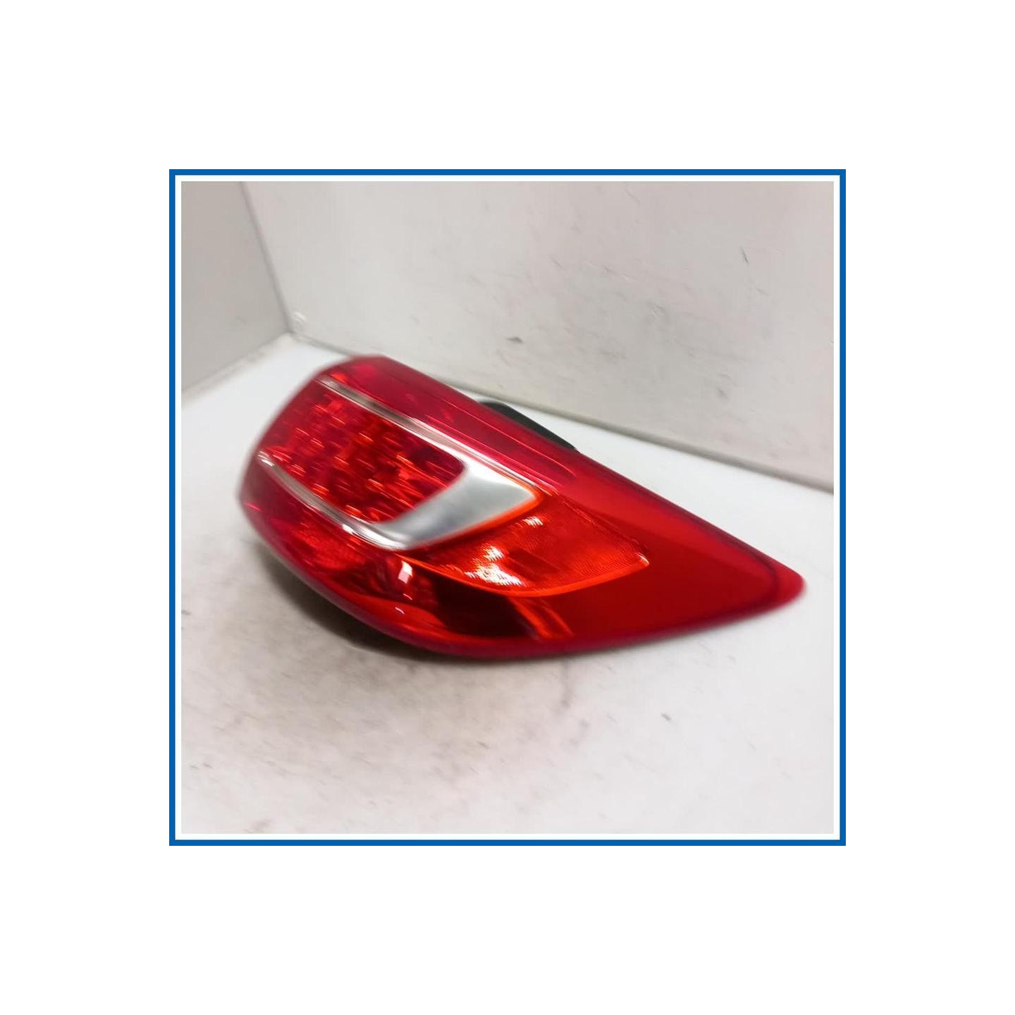 Fanale est. post. dx. KIA Sportage III