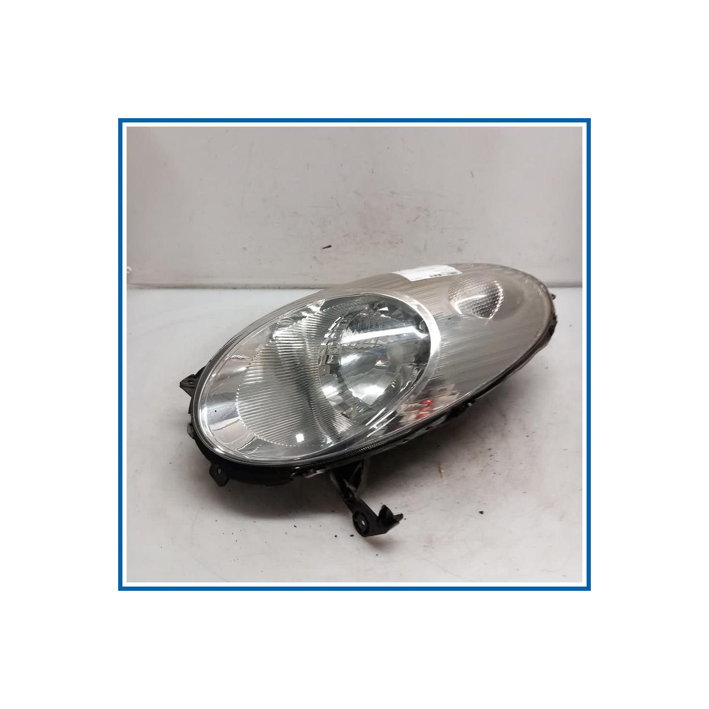 Proiettore ant. sx. NISSAN Micra III