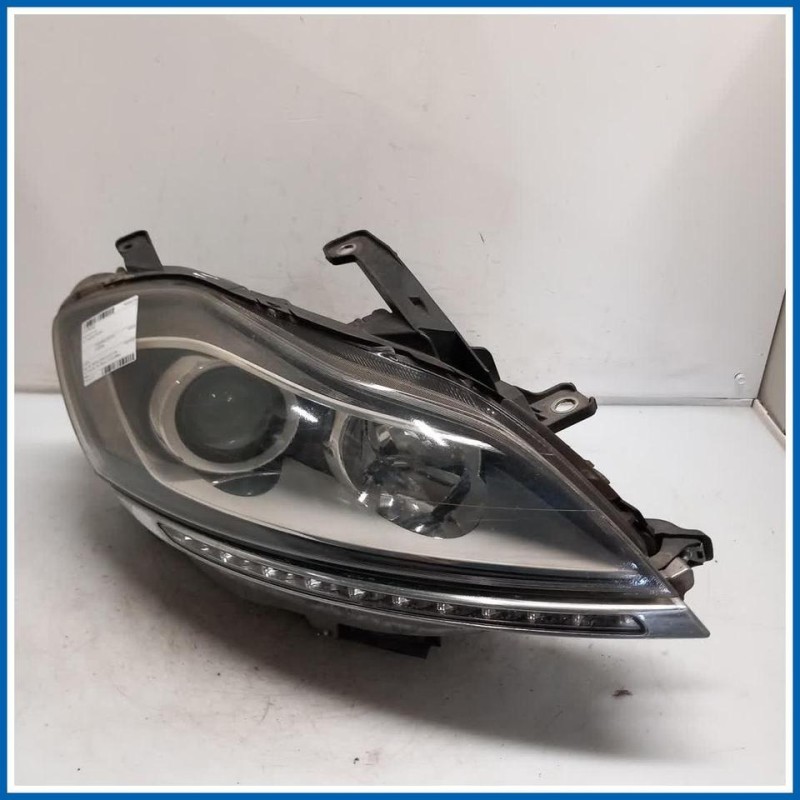 Proiettore ant. dx. LANCIA Delta III