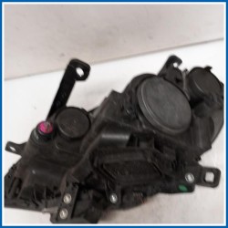 Proiettore ant. dx. LANCIA Delta III