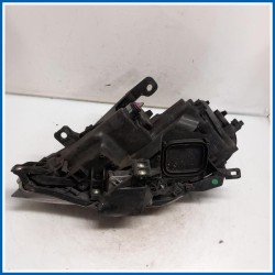 Proiettore ant. dx. LANCIA Delta III