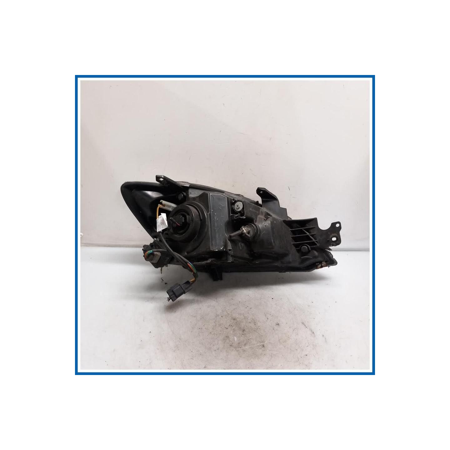 Proiettore ant. sx. MITSUBISHI Lancer IV SW