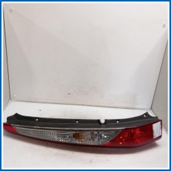 Fanale post. sx. MITSUBISHI Lancer IV SW