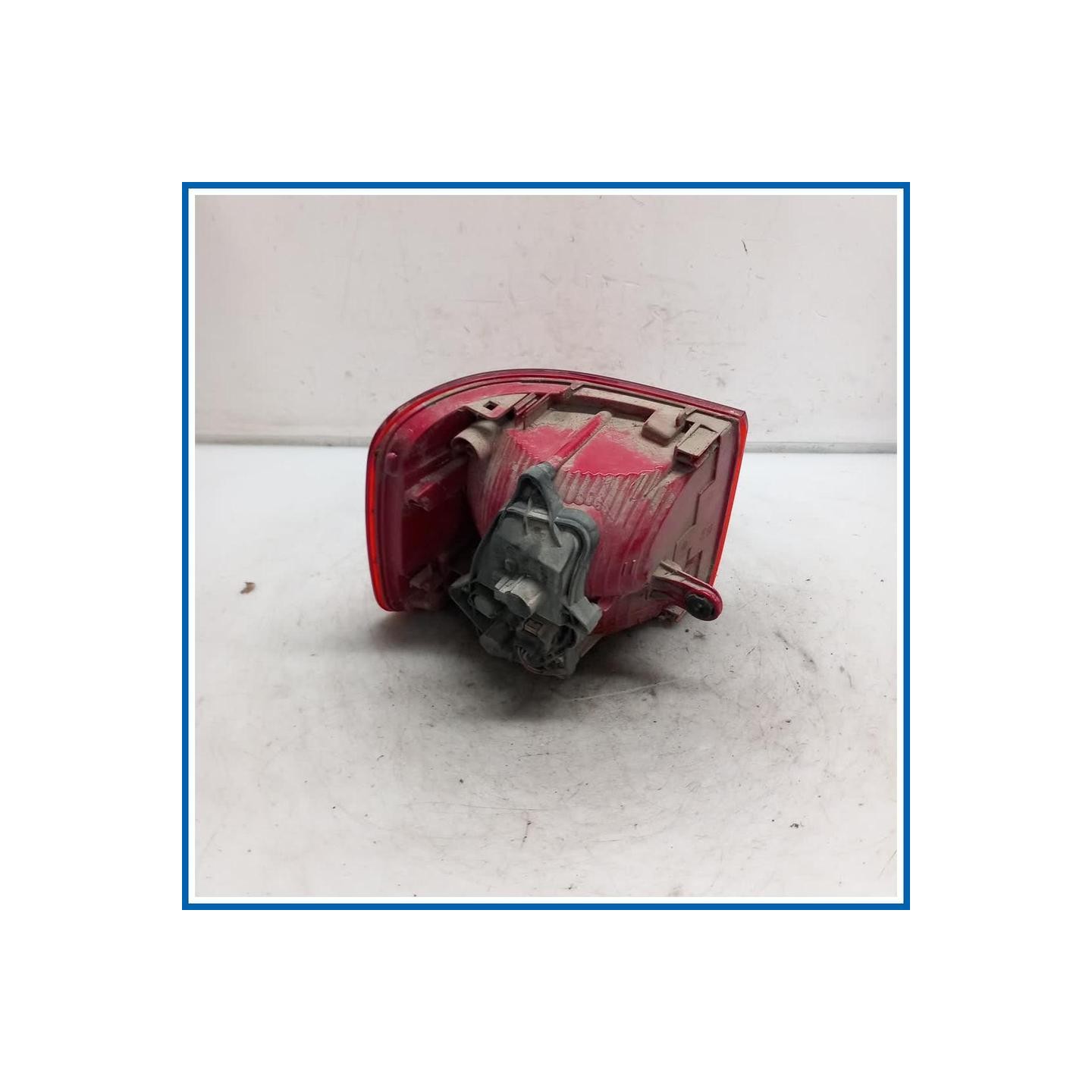 Fanale est. post. dx. VOLKSWAGEN Touran III