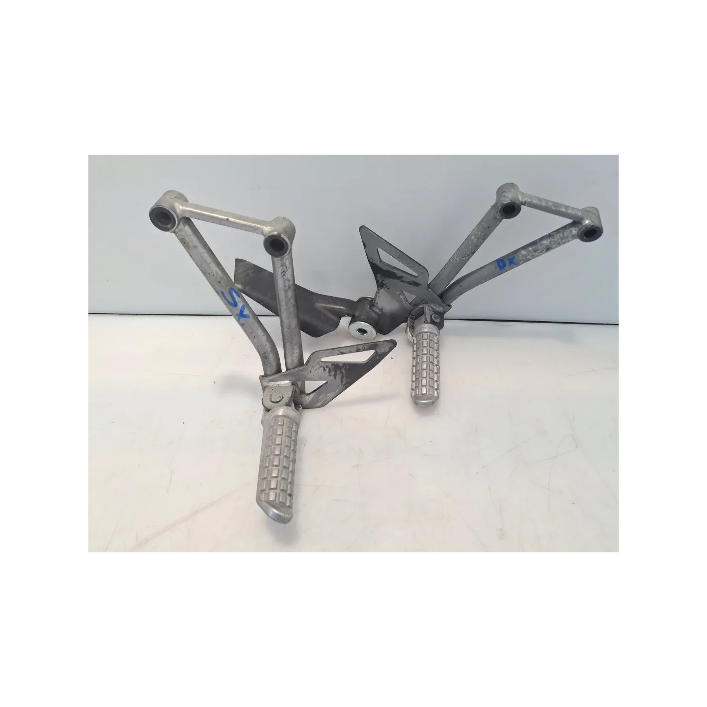 Pedana appoggiapiede posteriore completo Kawasaki Z 125 (E4) Z 125 
