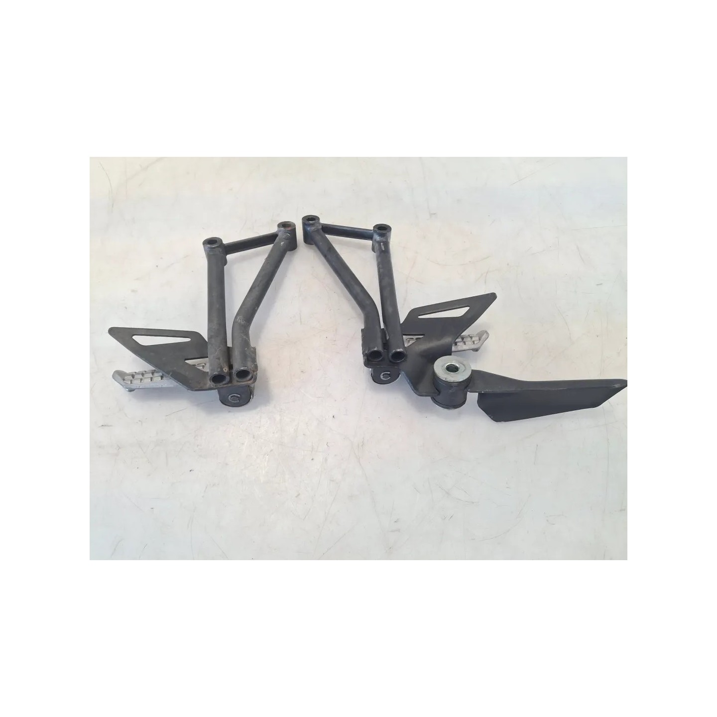 Pedana appoggiapiede posteriore completo Kawasaki Z 125 (E4) Z 125 