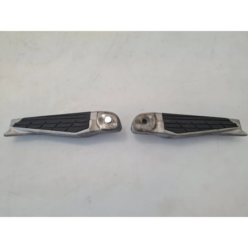 Pedana appoggiapiede posteriore completo Kymco Xciting 300i Xciting 300i R 