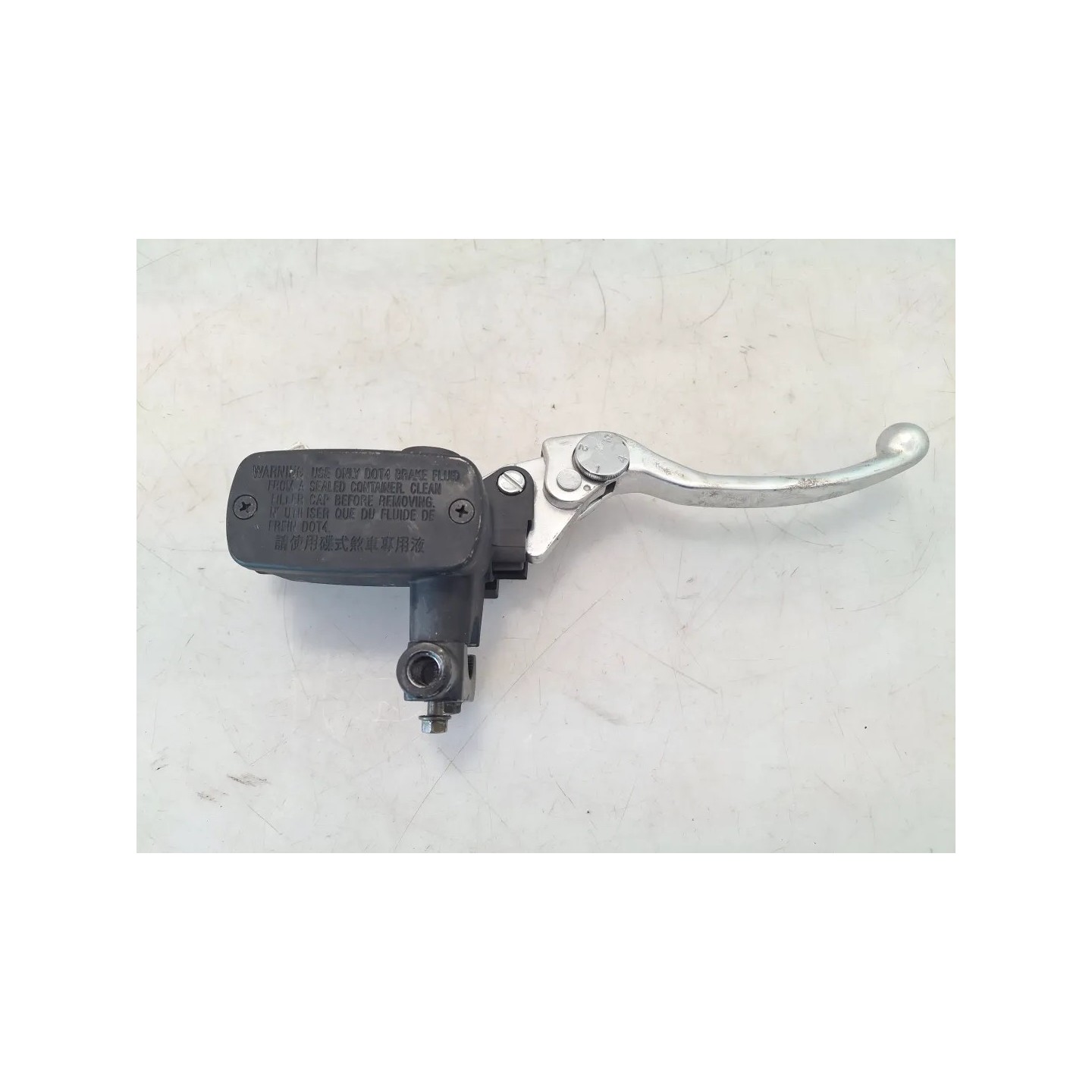 Pompa con serbatoio liquido freni anteriore Kymco Xciting 300i Xciting 300i R Destro