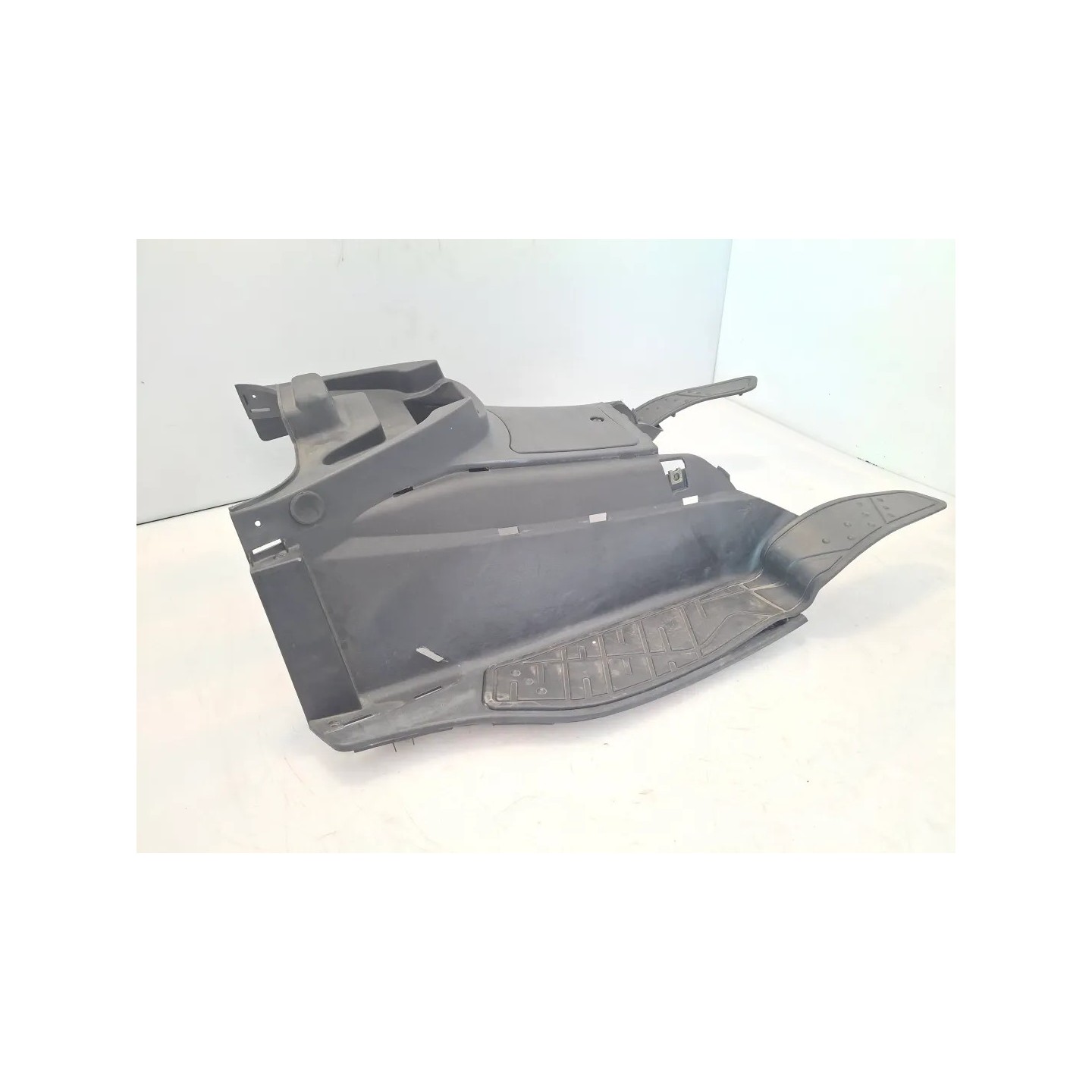 Pavimento appoggiapiedi Kymco Xciting 300i Xciting 300i R 