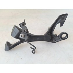 Supporto pedana appoggiapiede posteriore Kawasaki z 500 Z500 SE Destro