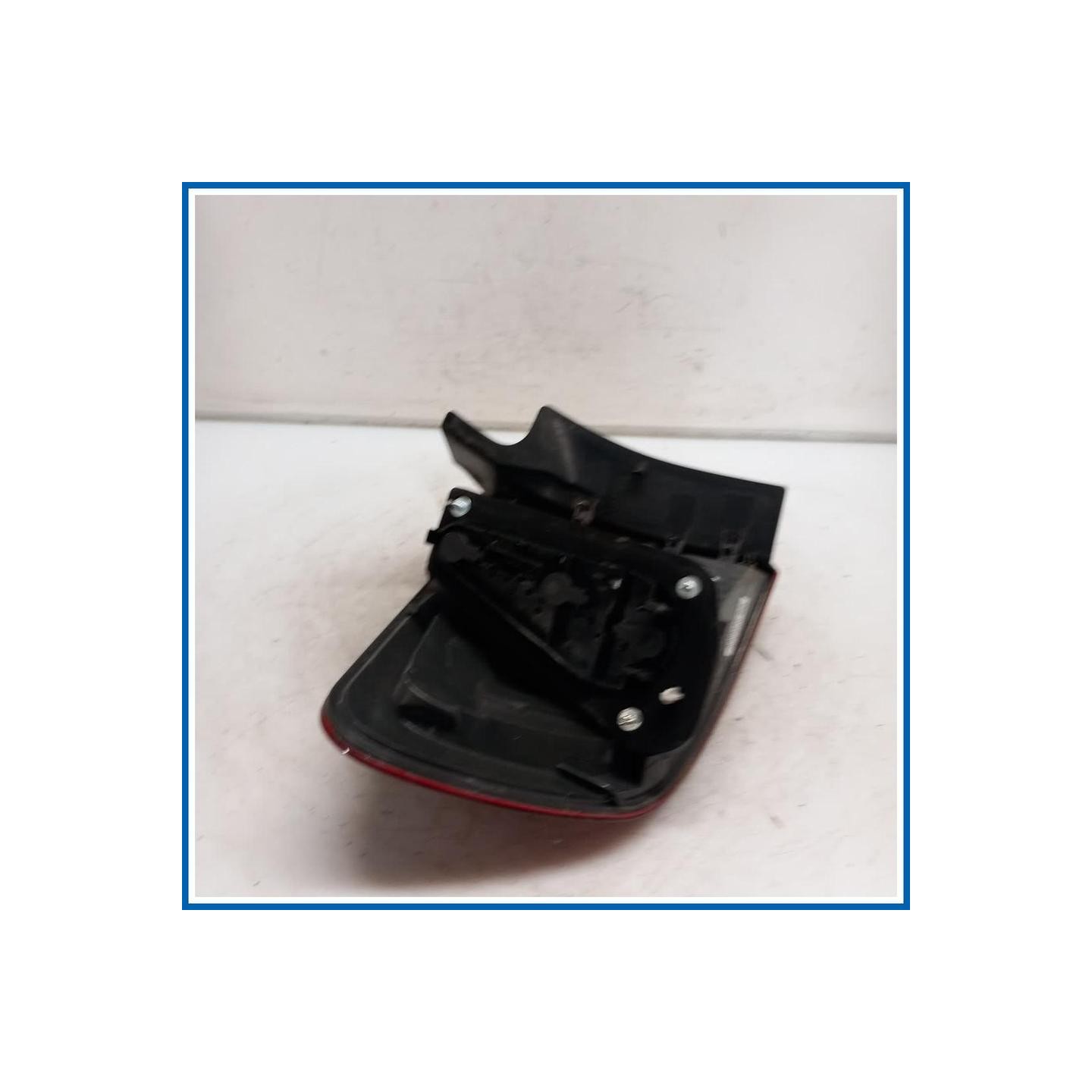Fanale est. post. dx. BMW X1 E84