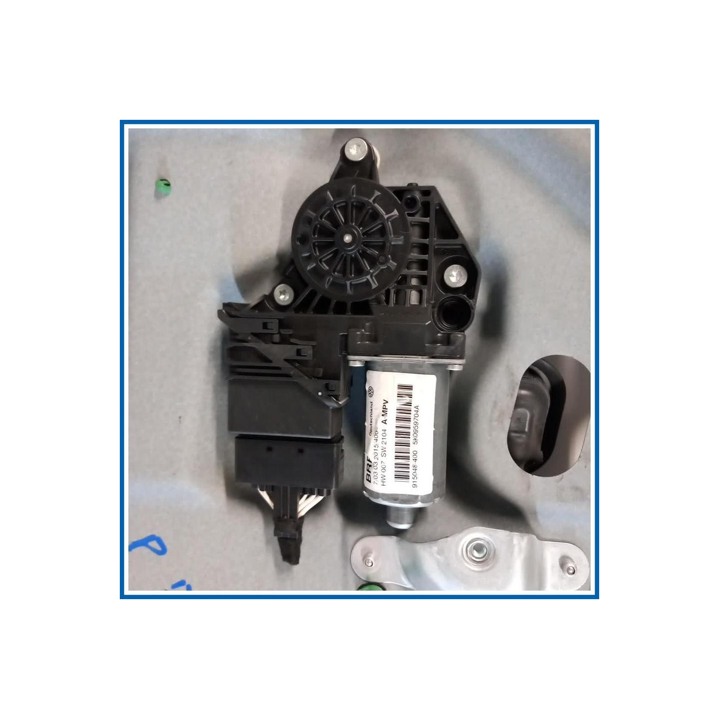 Alzacristallo porta post. dx. VOLKSWAGEN Touran III