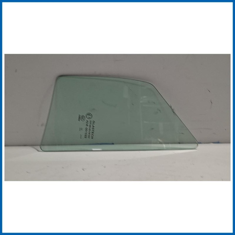 VETRO FISSO ANT SX TOYOTA Yaris (France ) II