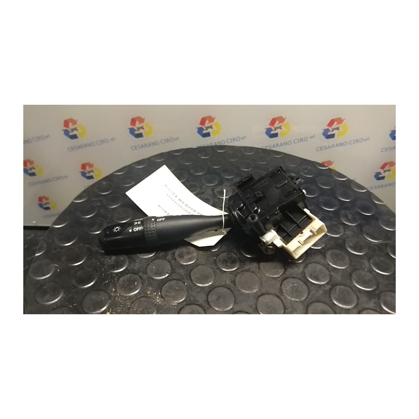BLOCCO COMANDO VOLANTE LUCI 052 SUZUKI SPLASH (02/08-10/15) K10B 3721062JA0000