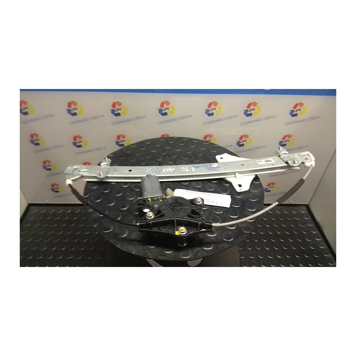 ALZACRISTALLO ELETTR. PORTA ANT. DX. 081 HYUNDAI I10 (09/13-04/17) B3LA 82404B4110