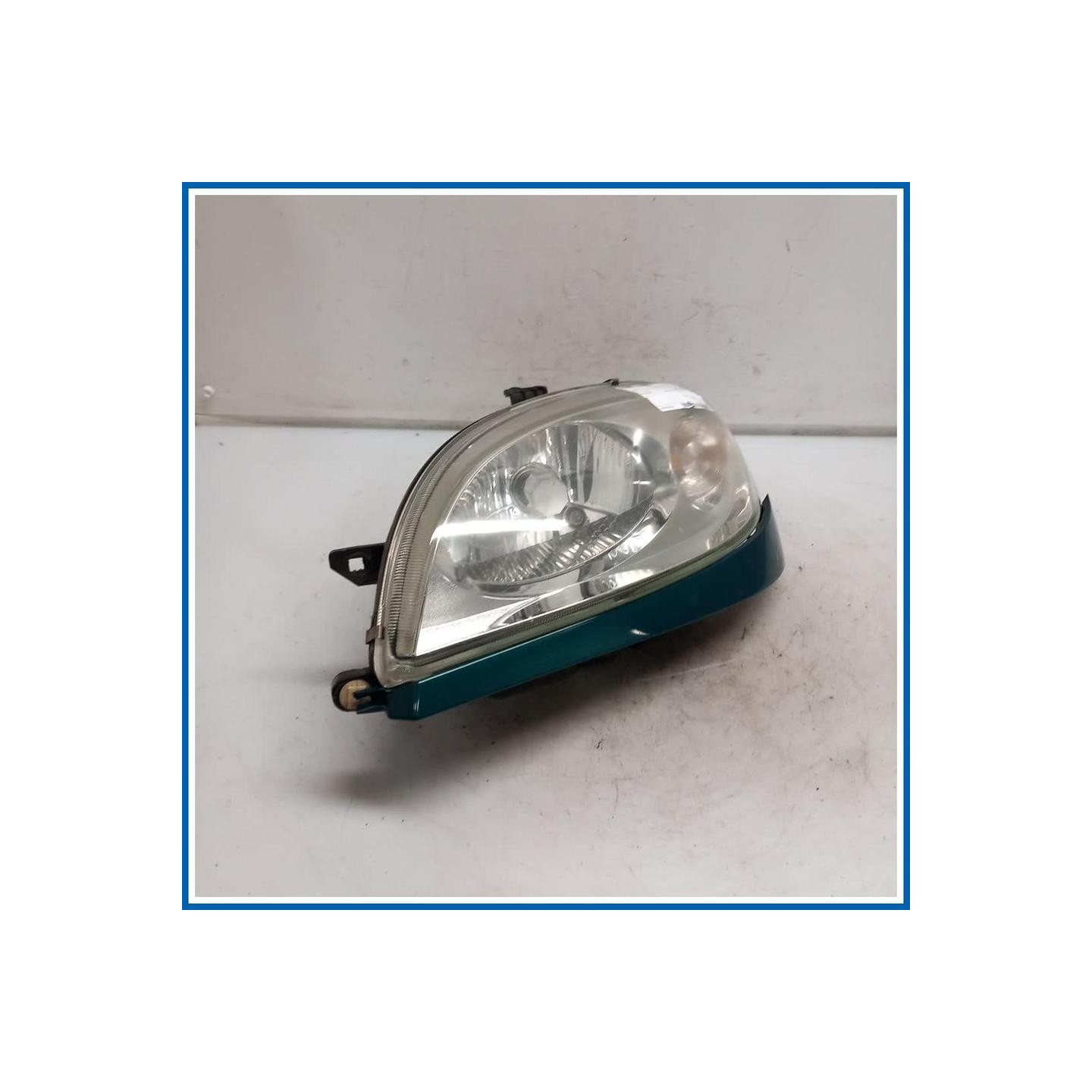 Proiettore ant. sx. CITROEN Saxo