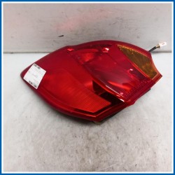 Fanale est. post. dx. KIA Ceed II