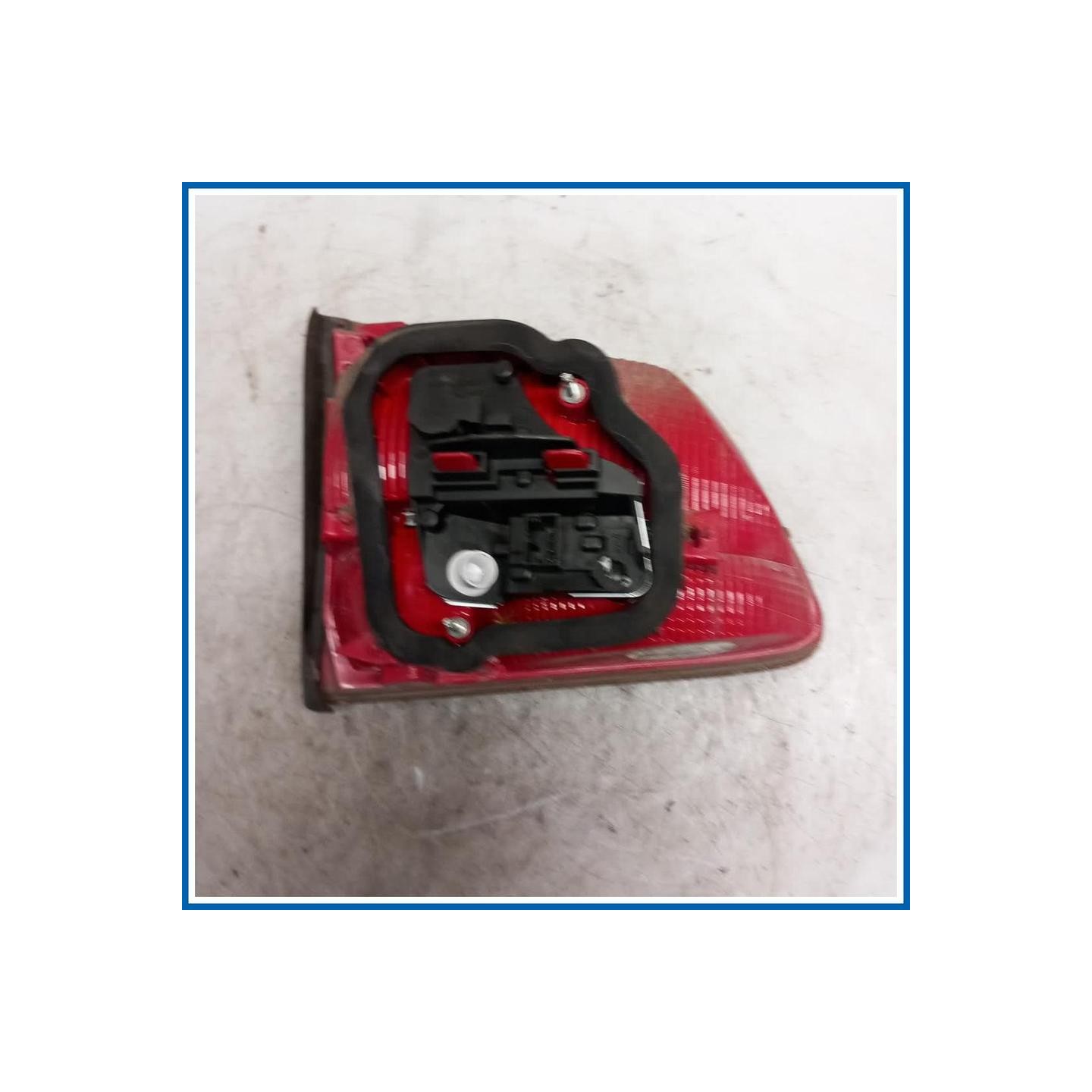 Fanale int. post. dx. VOLKSWAGEN Touran III