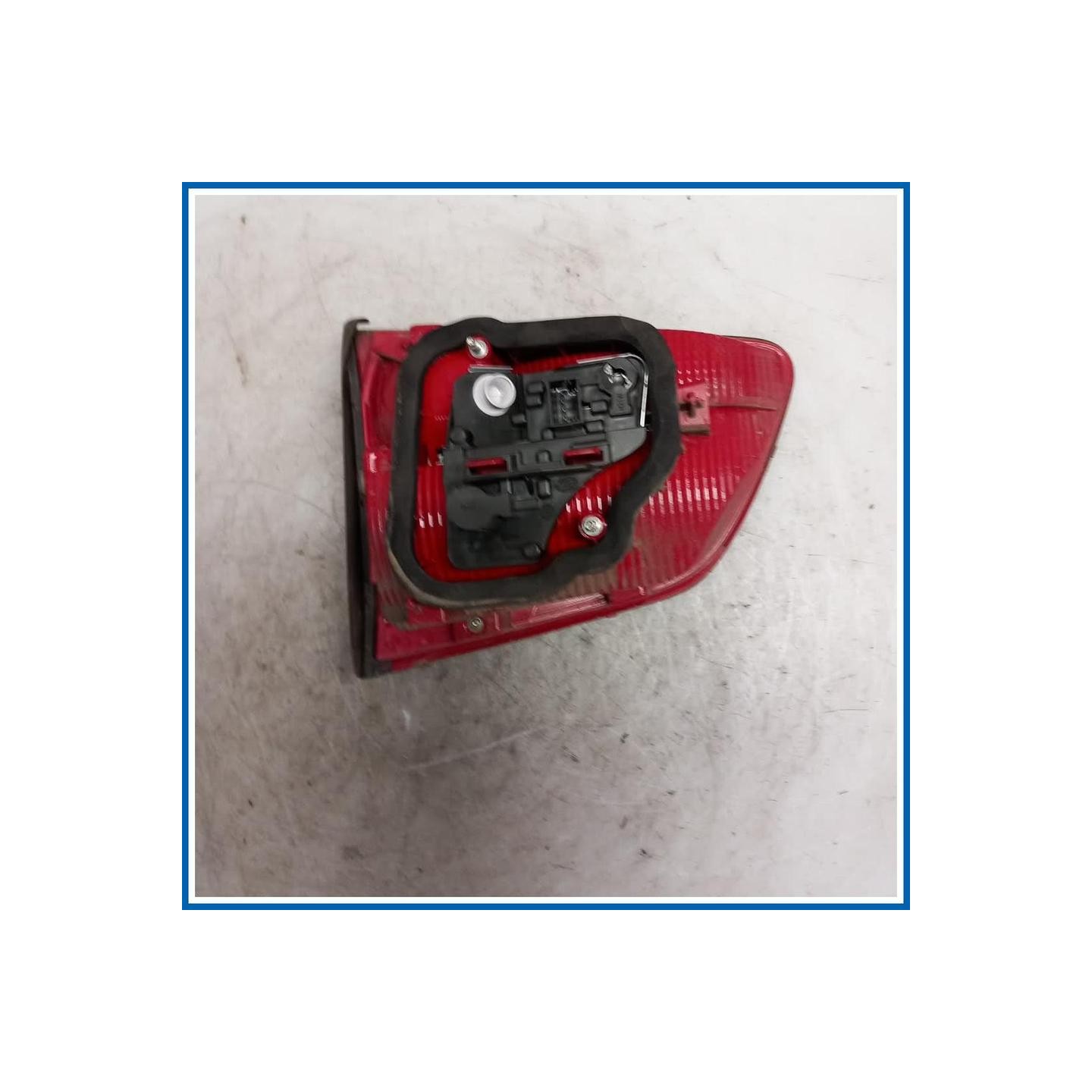 Fanale int. post. sx. VOLKSWAGEN Touran III