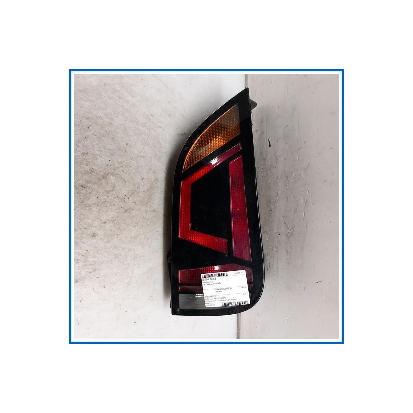 Fanale post. dx. VOLKSWAGEN Up