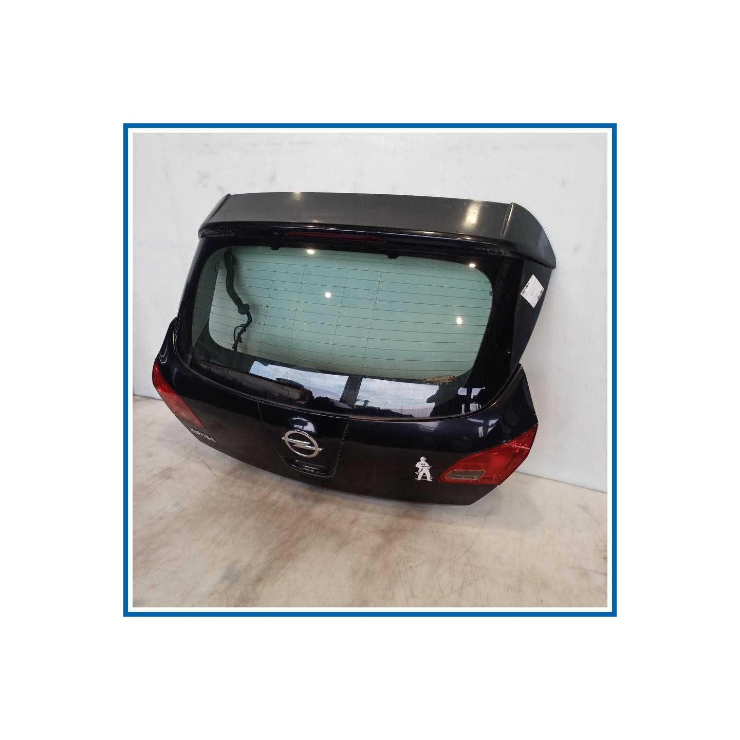 Portello post. OPEL Astra J